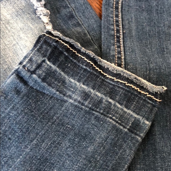 Distressed patch jeans - Picture 4 of 7